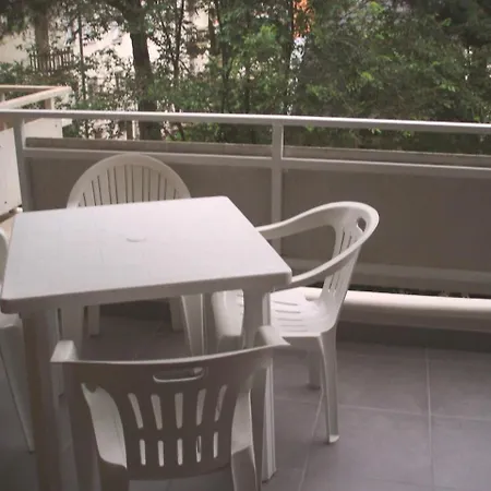 Lovely Flat 100m From The Ideal For 6 Guests Apartment
